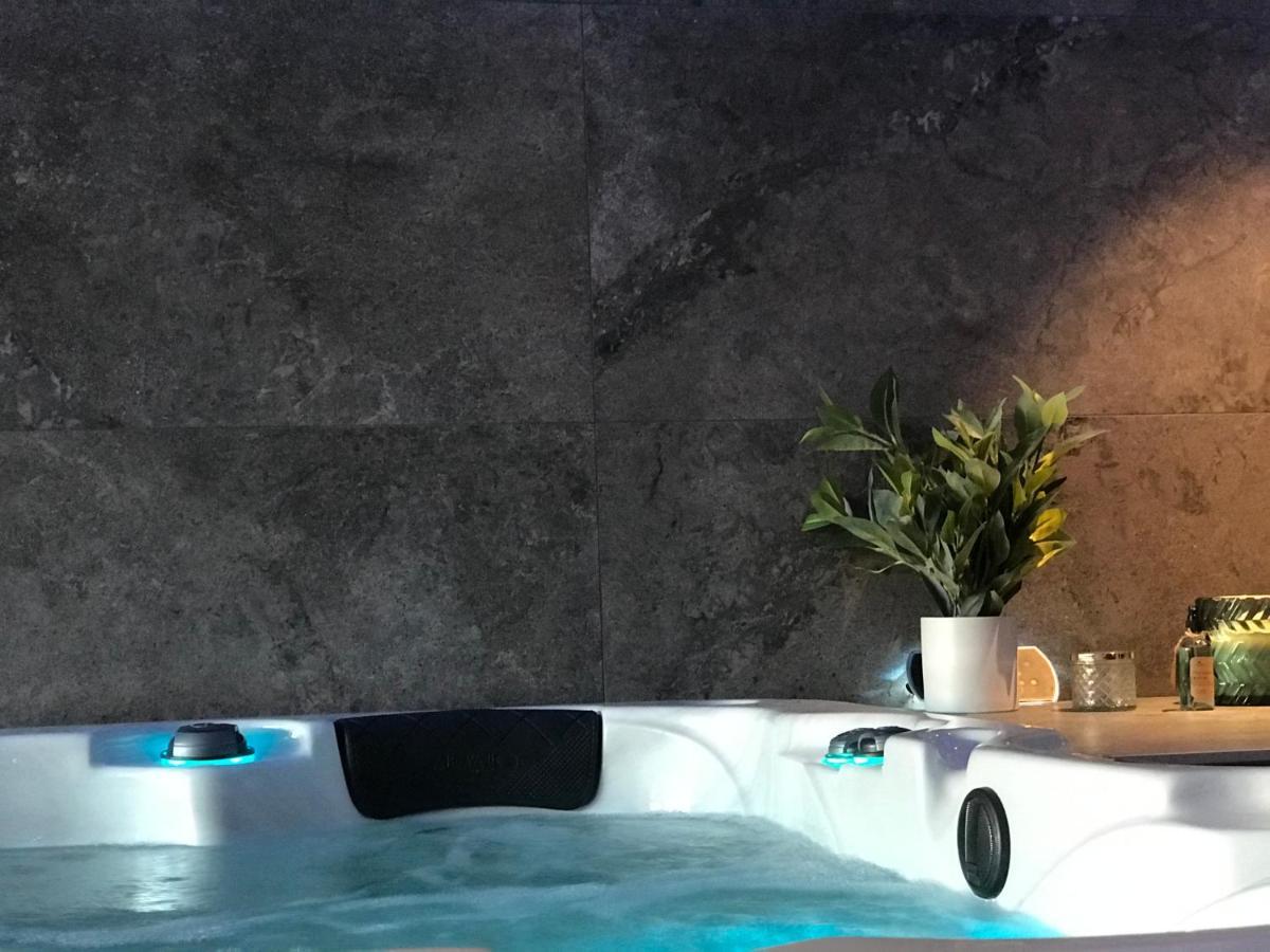 L'Odyssee Spa Seclin Εξωτερικό φωτογραφία